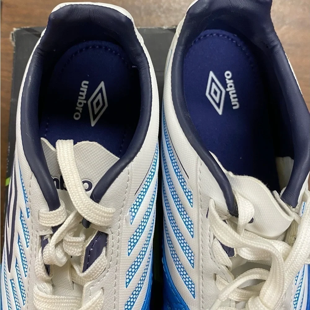 Soccer Shoes Umbra & Puma